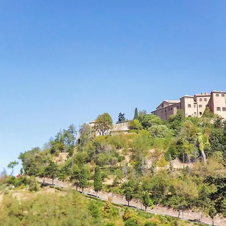 شقة 4 Bedroom Awesome In *
