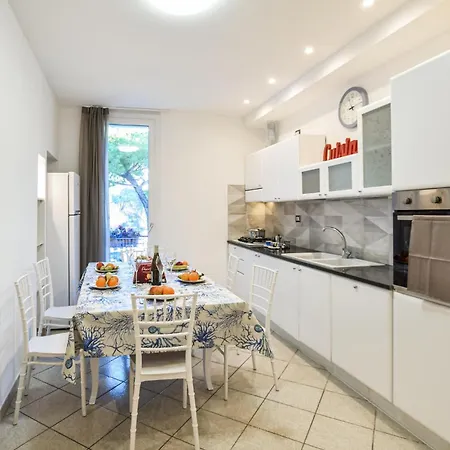 Gorgeous In With Wifi