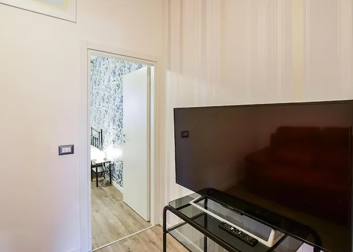 Stunning In With Wifi Apartman